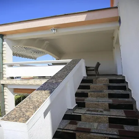 Barbara - Two Bedroom With Terrace Apartment Vir