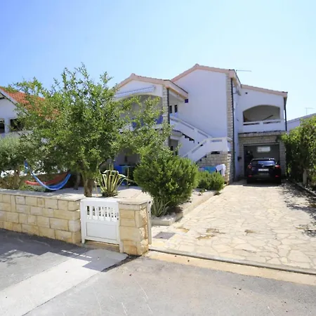 Appartement Barbara - Two Bedroom With Terrace *